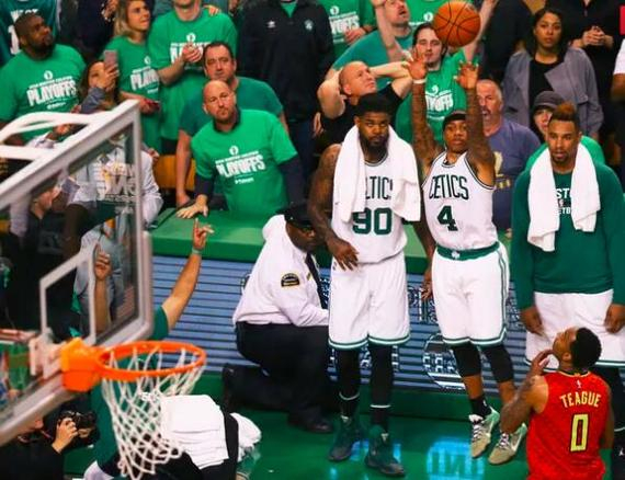 更在于她们 更在于她们