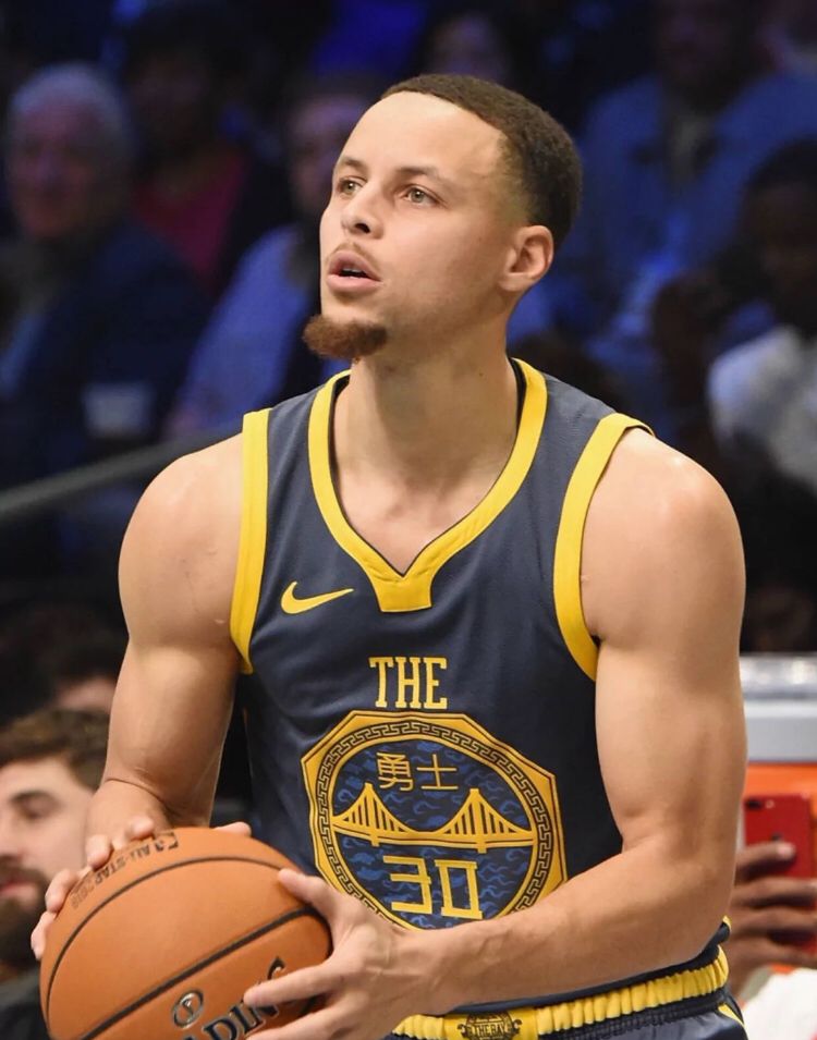 变量下尤显 变量下尤显